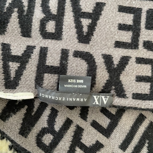 Armani Exchange scarf - Picture 2 of 3